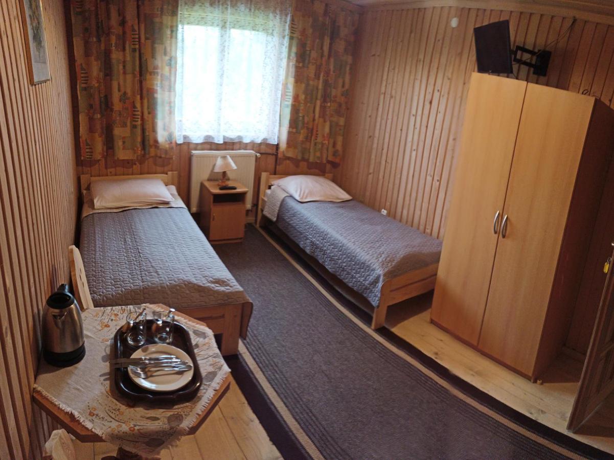 Apartmán Brzoskwiniowy Dom Banska Nizna Exteriér fotografie
